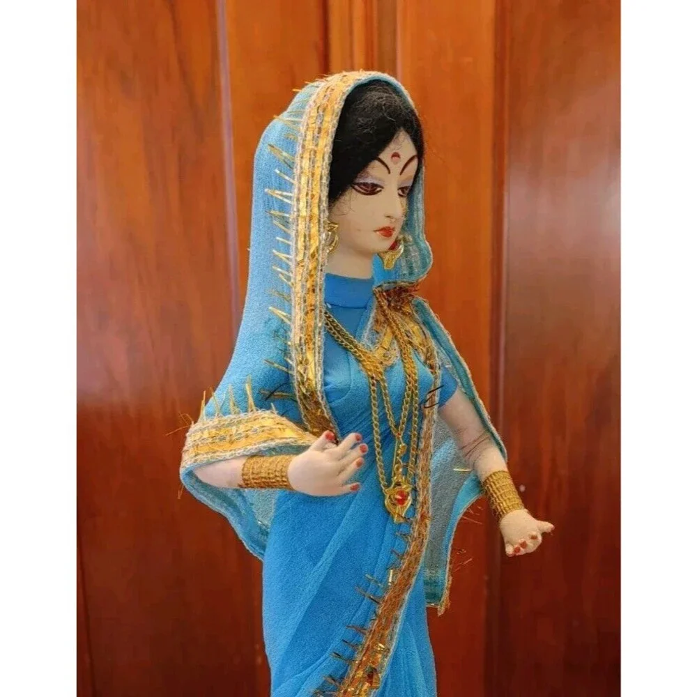 VTG Beautiful Details Handmade Indian Woman Saree Traditional Wearing Doll